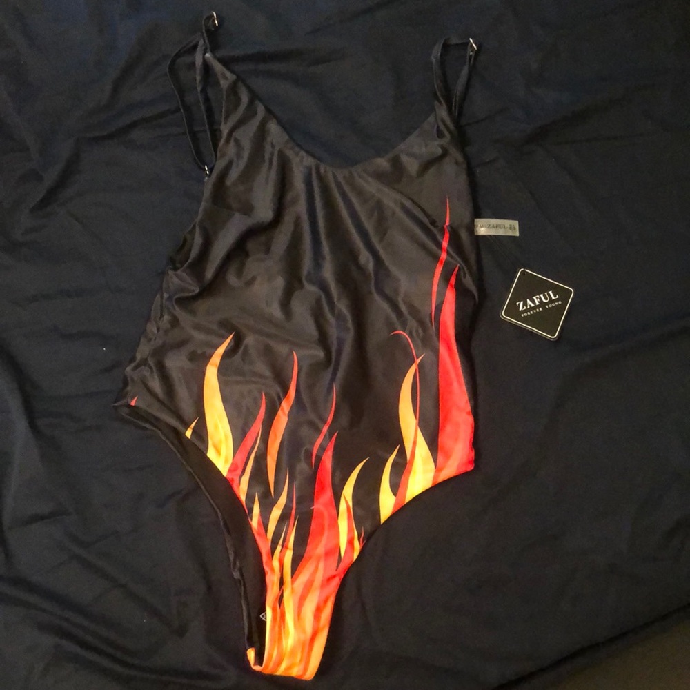 High cut flame one piece swimsuit